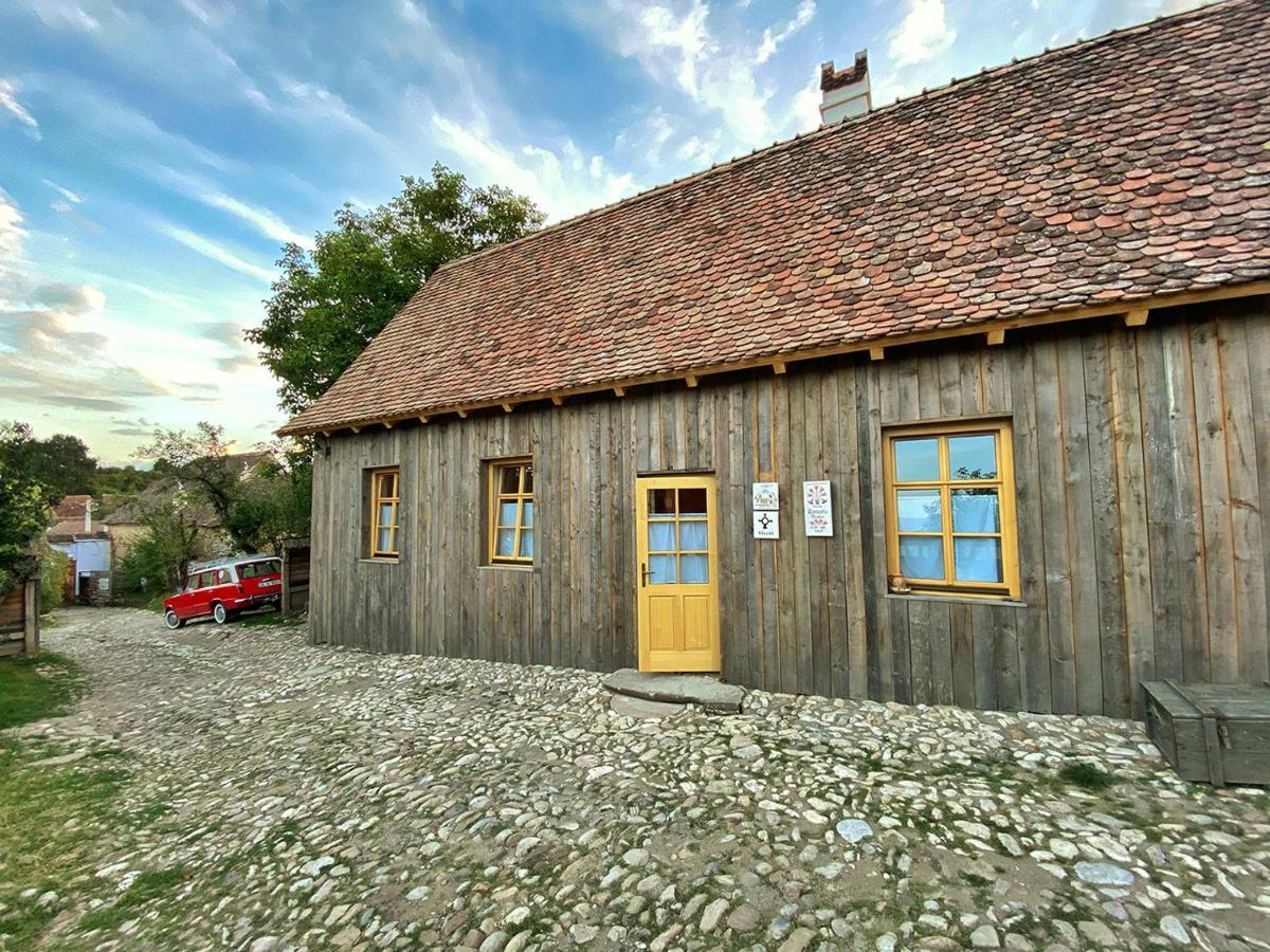 Hotel Viscri 32 - White Barn And Blue House Exterior foto